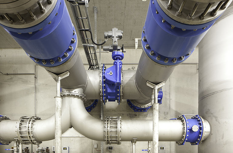 Lake-water cooling pipeline (inlet and return).